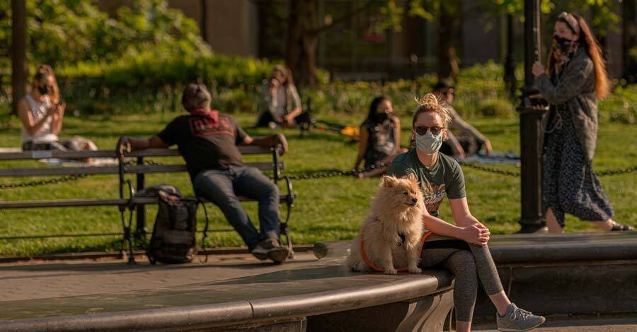 disfrutando al aire libre en vacciones 2021