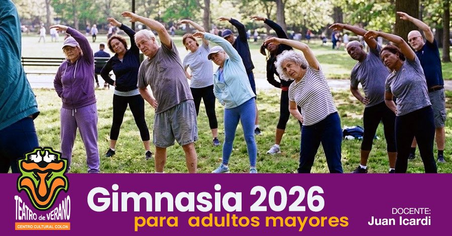 Grupo de adultos mayores realizando ejercicios de estiramiento al aire libre en un parque, inclinando el torso hacia un lado con un brazo extendido sobre la cabeza, rodeados de árboles y césped