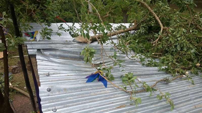 teatro de verano destrozos