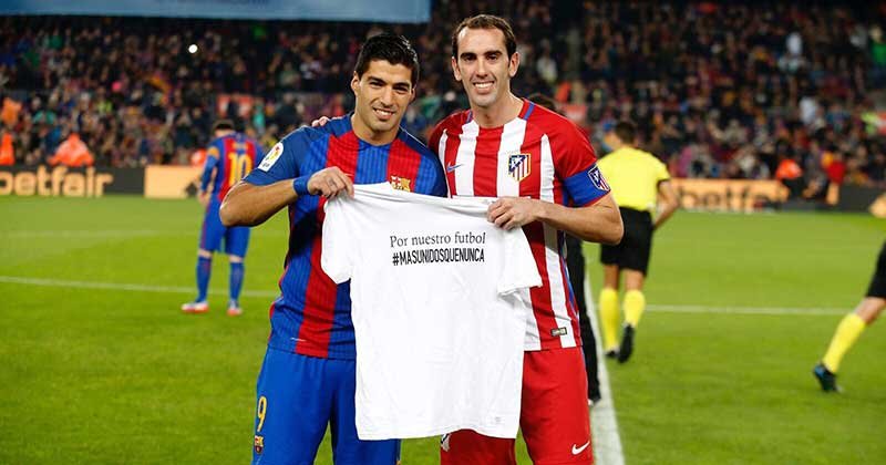 Suarez y Godin en el Camp Nou Mas Unidos que Nunca